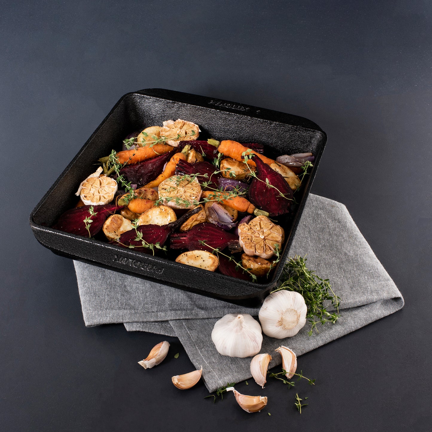 PYROCAST Square Roaster